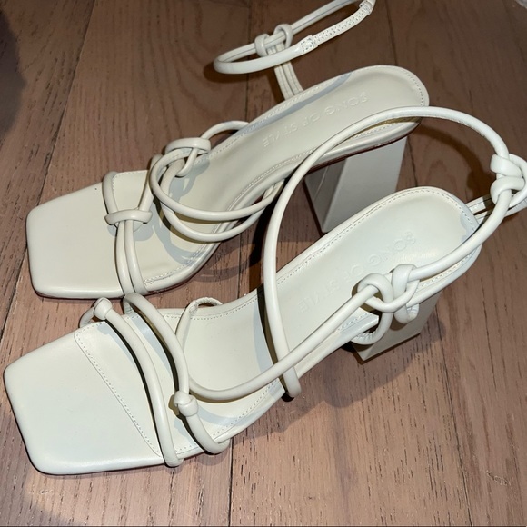 Song of Style Noelle Heel in Ivory - Picture 11 of 14